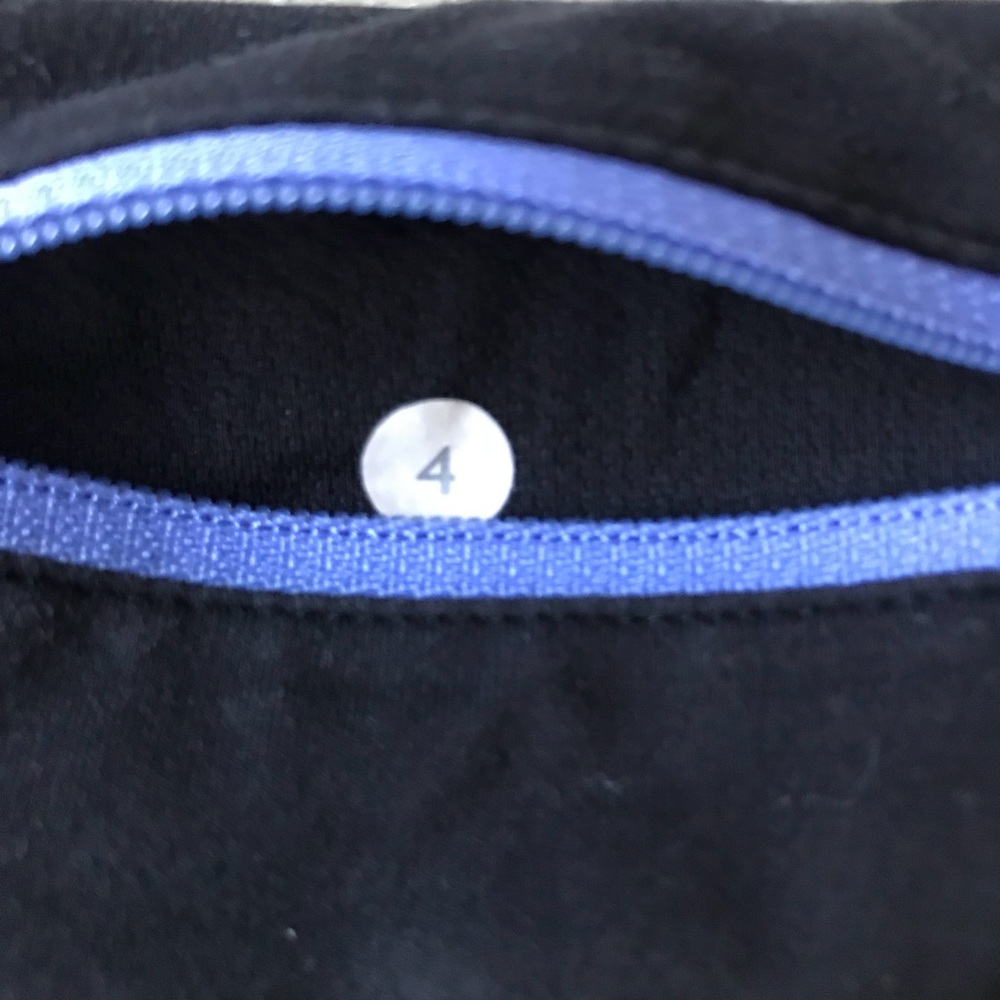 LULULEMON rare ace spot lullaby/black shorts - Picture 4 of 7